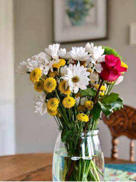 Bridal party making posies